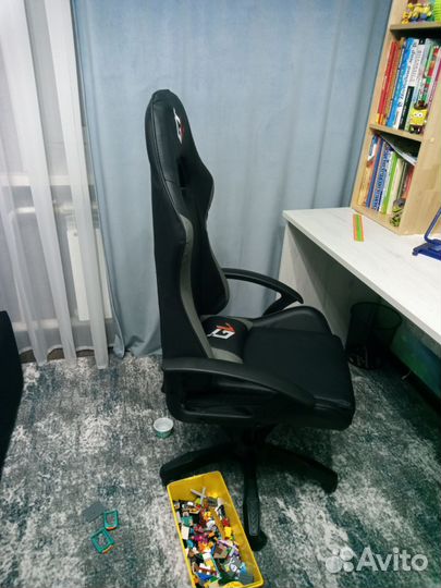 Компьютерное кресло новое