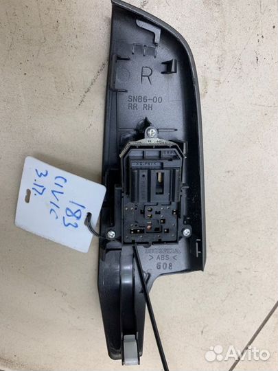 Кнопка стеклоподъемника задняя правая Honda Civic