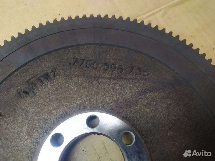 Маховик Renault symbol