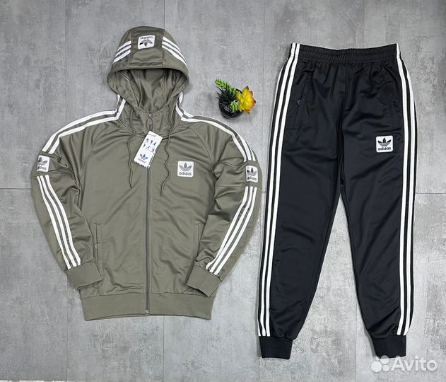 Спортивный костюм мужской Adidas