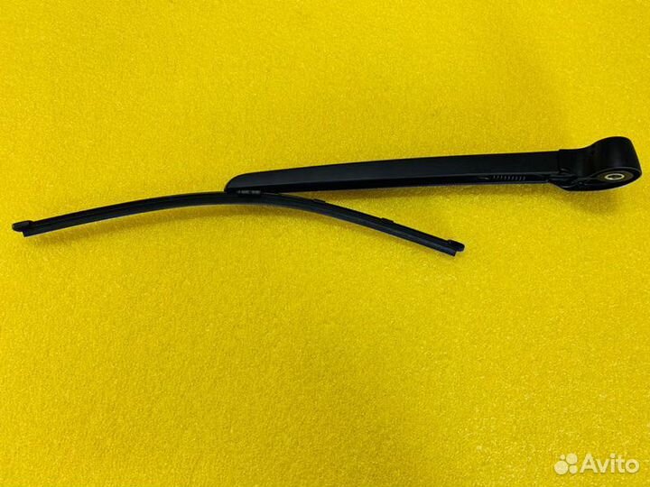Поводок стеклоочистителя задний задний Porsche