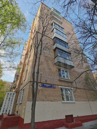 Комната 16 м² в 3-к., 1/9 эт.