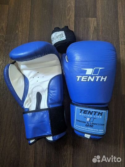 Боксерские перчатки