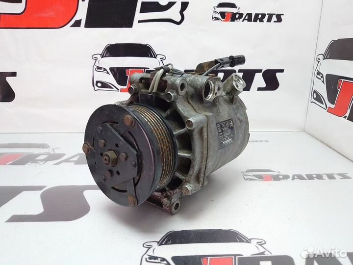 Компрессор кондиционера Mitsubishi Outlander XL