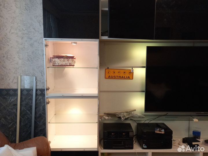 Стенка в гостиную бу Икеа черно-белая