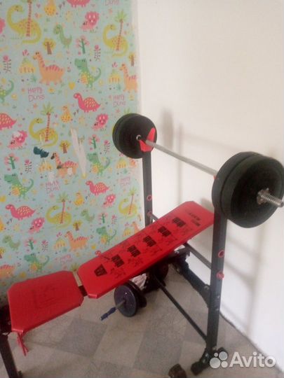 Скамья для жима и штанга