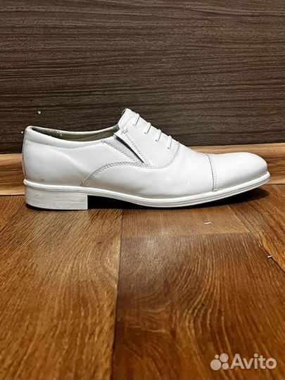 Полуботинки мужские, лакированные