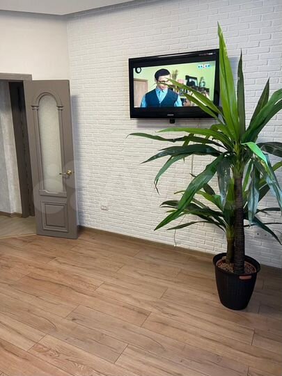 2-к. квартира, 60 м², 2/5 эт.