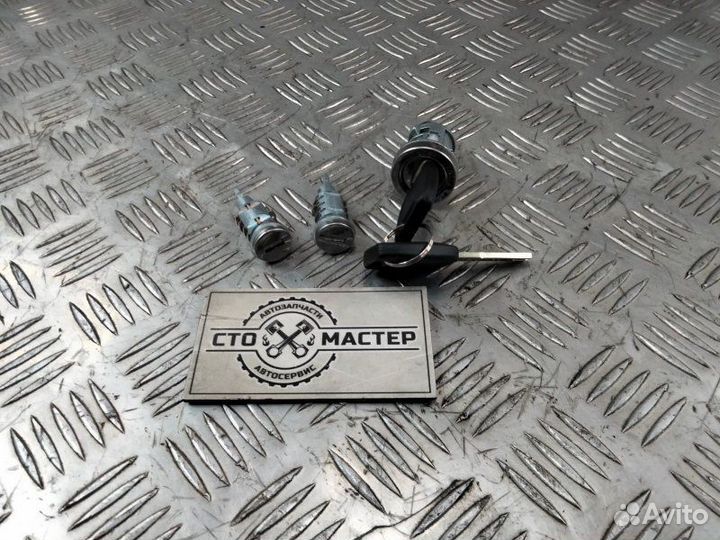 Личинка замка двери Peugeot Boxer 2.2