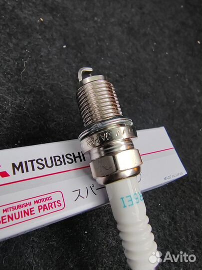 Свеча зажигания MN163236 mitsubishi