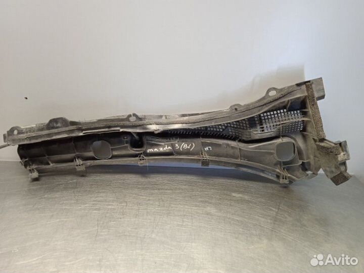 Жабо переднее левое Mazda 3 BL