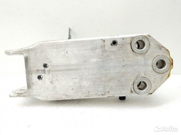 Кронштейн усилителя бампера передний правый Bmw