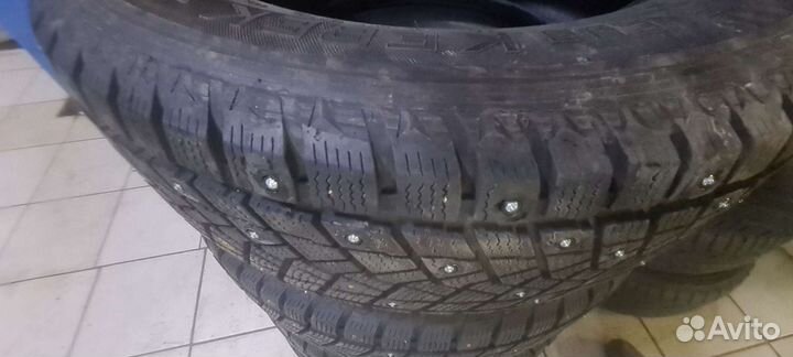 Kebek WS2 225/65 R17 B