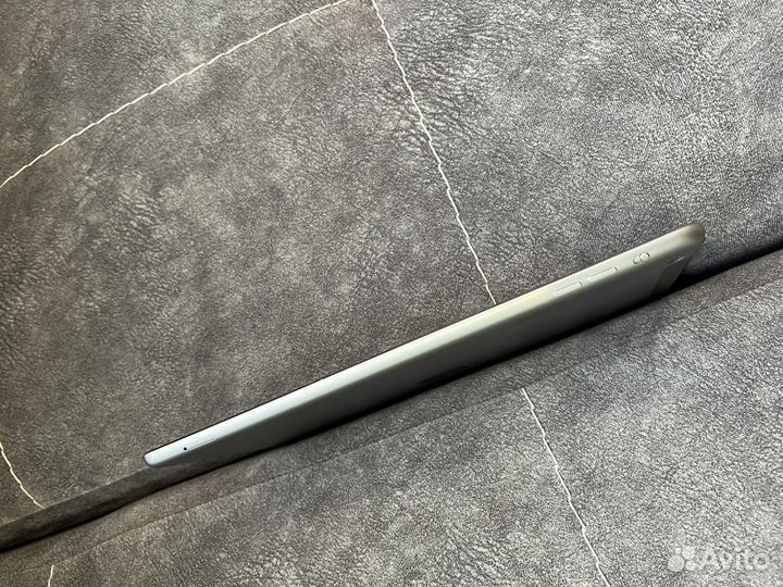 Планшет apple iPad air 64 gb Wi-Fi+Cellular