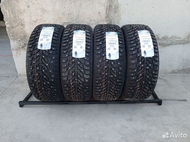Nokian Tyres Hakkapeliitta 9 215/60 R16 99T