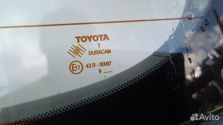 Б/У Б/У Дверь 3-5 670050F030 toyota