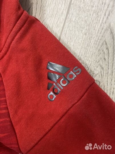 Спортивный костюм adidas для мальчика