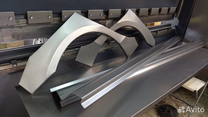 Пороги кузовные Мазда 3 вк