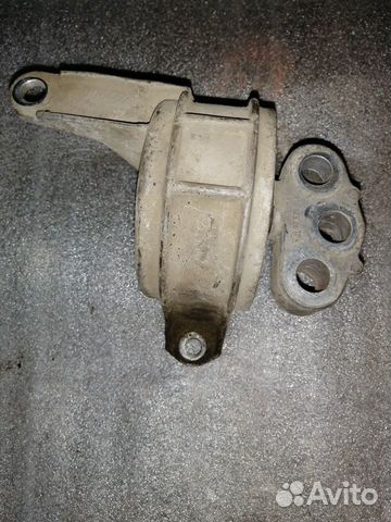 Подушка двигателя Opel Astra H 1.8