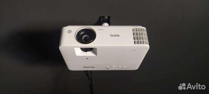 Игровой проектор Benq TH685