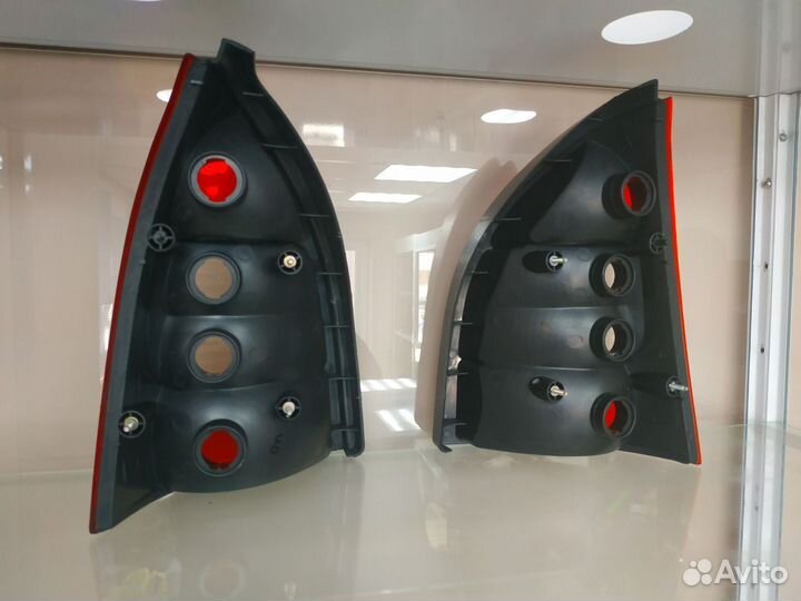 Фонари задние Лада Калина Универсал Новые
