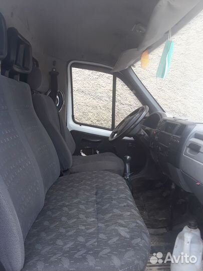 Капот на газель