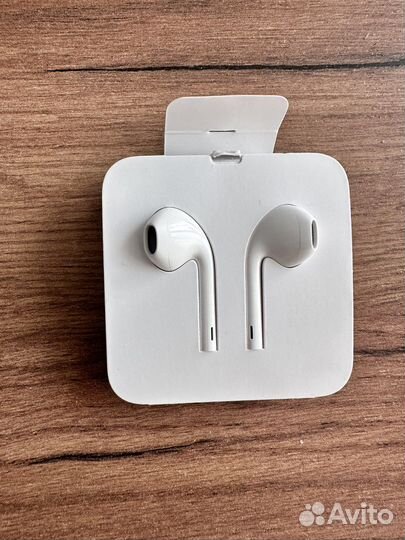 Наушники Apple EarPods lightning новые оригинал