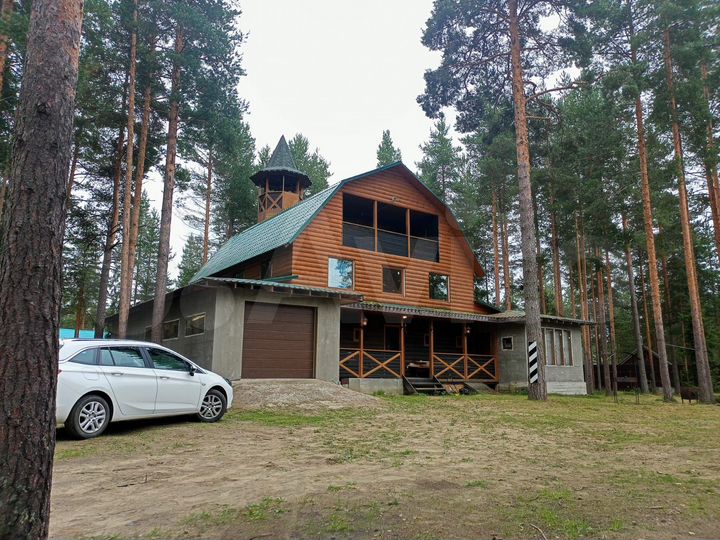 Коттедж 450 м² на участке 15 сот.