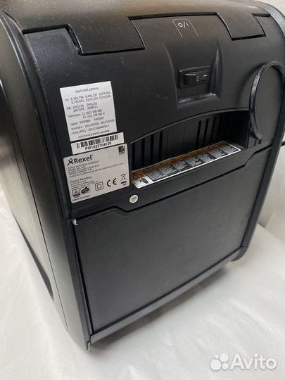 Шредер Уничтожитель бумаг Rexel Auto 90x