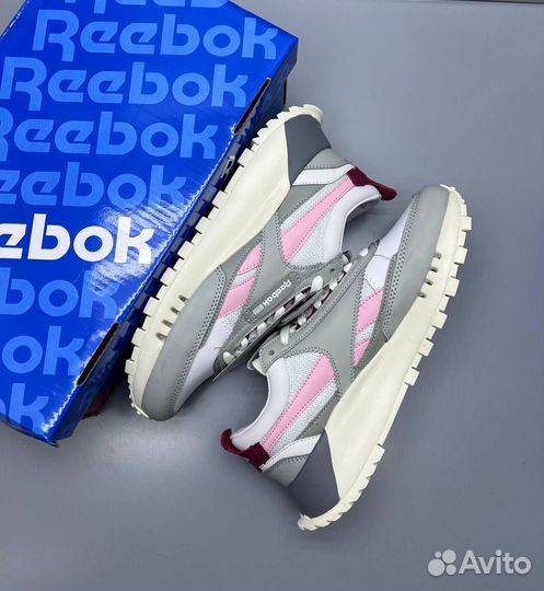 Кроссовки Reebok женские