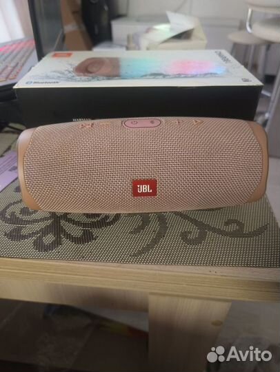 Колонка jbl charge 4