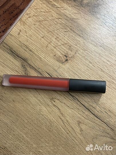 Huda beauty матовая помада