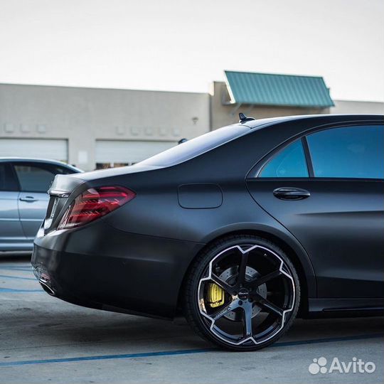 Диски Giovanna Dalar X R20 на Tesla Model X S BMW