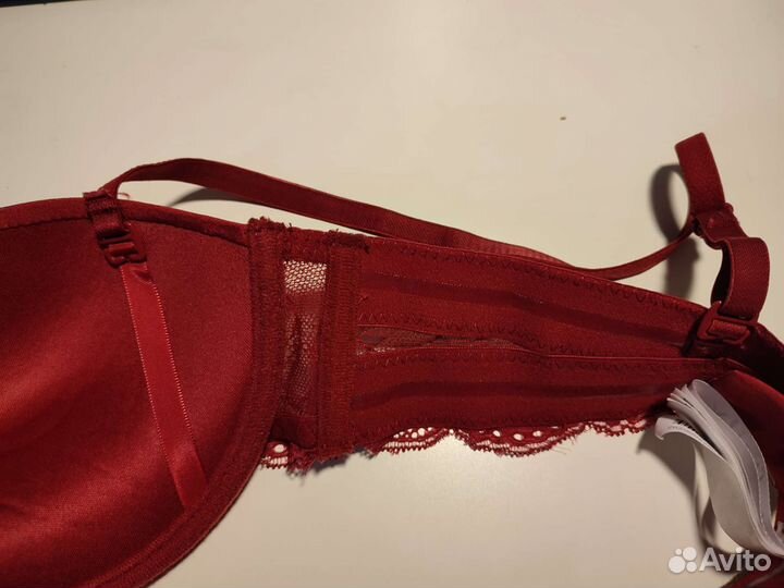 Бюстгалтер новый 70в