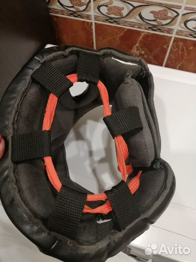 Боксерский шлем