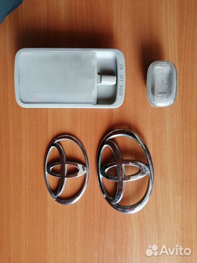 Форсунка топливная toyota corolla auris