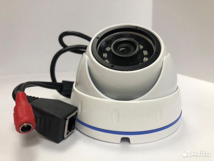 Антивандальная купольная IP камера 1.3 мп