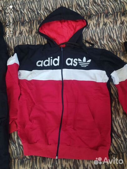 Костюм спортивный женский