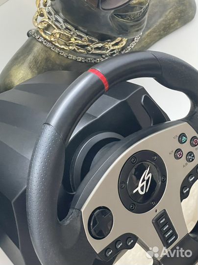 Игровой руль с педалями