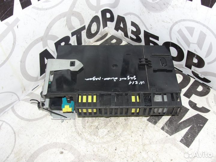 Блок предохранителей Mercedes-Benz E-Class W211 20