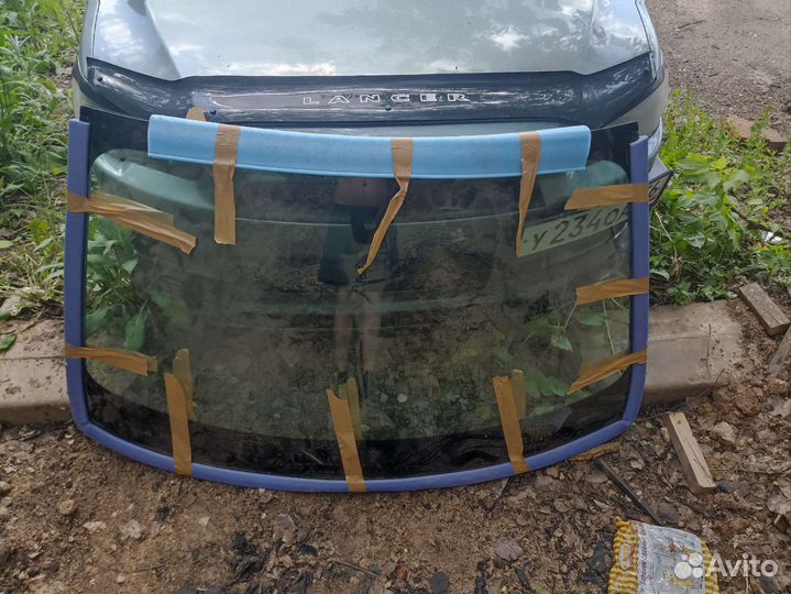 Лобовое стекло bmw x7