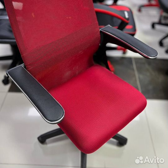 Офисное кресло SU-C-8/подл.152/осн.001 (цвета)