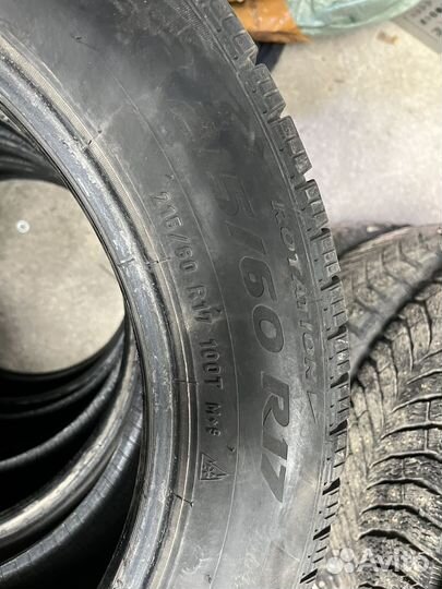 Pirelli Ice Zero 215/60 R17