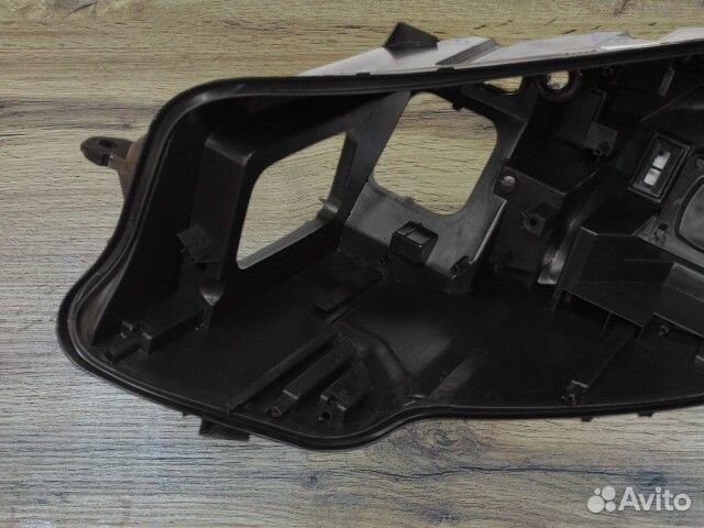 Левый корпус фары W222 дорестайлинг