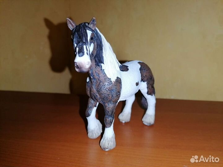 Фигурка лошади Schleich