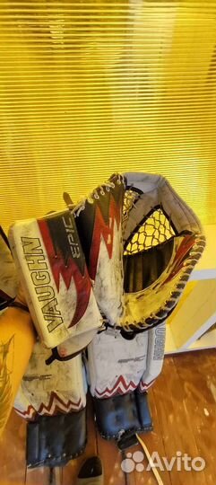 Вратарские щитки и руки vaughn