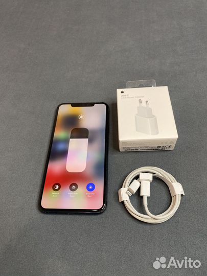 iPhone 11 Pro Max, 64 ГБ
