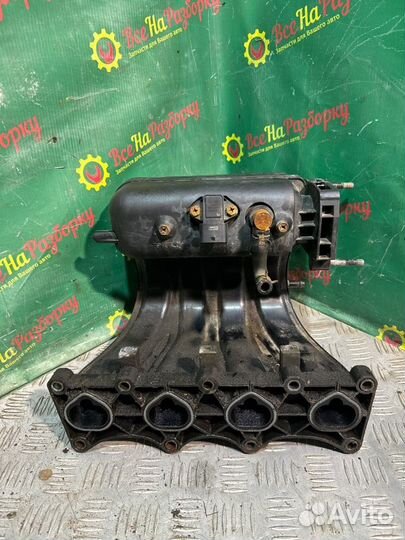 Впускной коллектор Hyundai Accent