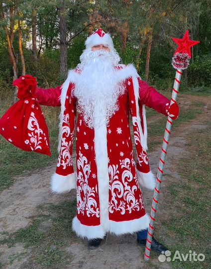 Костюмы Деда Мороза и Снегурочки