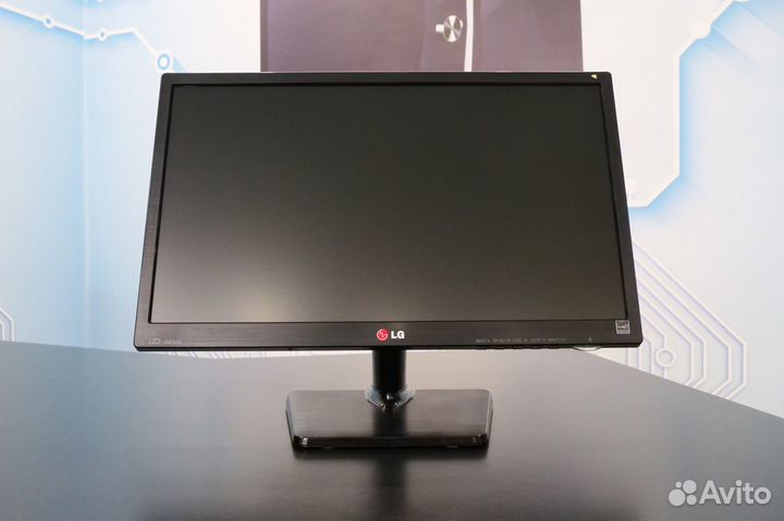 ЖК монитор 20